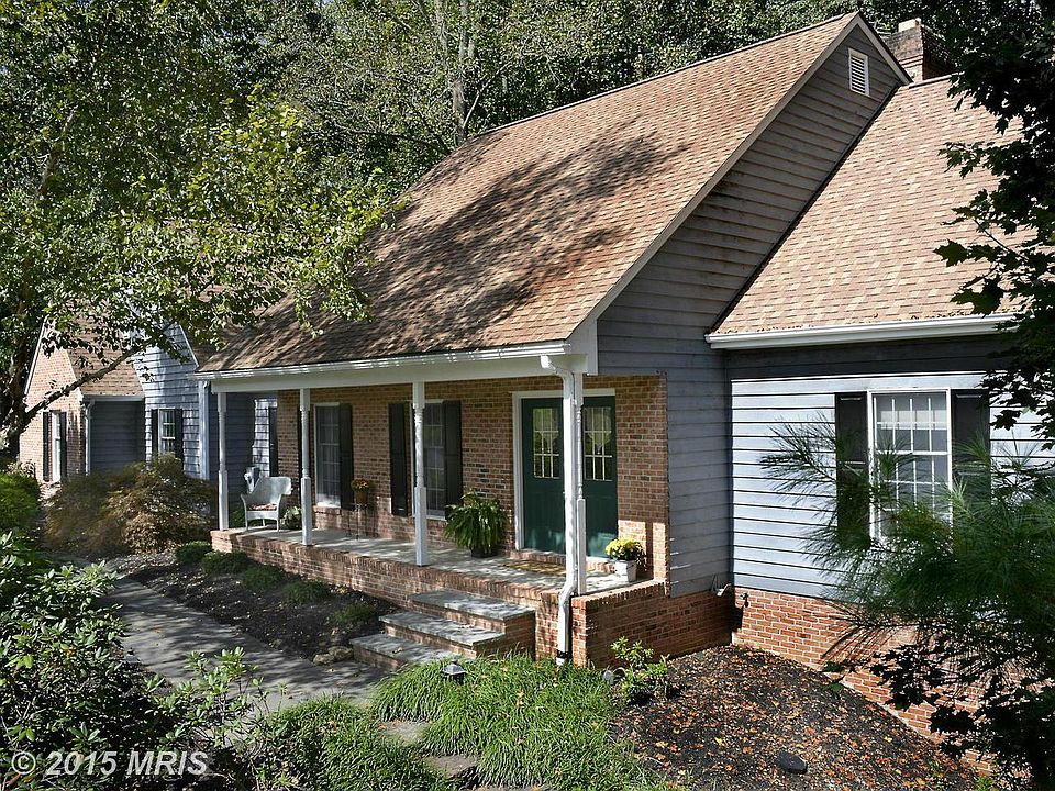 1st image of 1900 Corbridge Ln