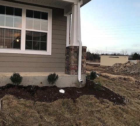 Corner Condo/Townhouse
