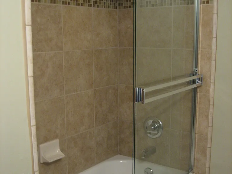 1670 Union Ave #M — Photo 7