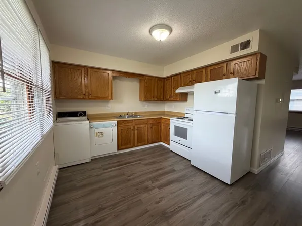 304 Martin Court, 304 Martin Ct APT C, Catlin, IL 61817