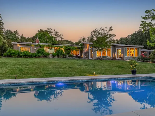 275 Eleanor Dr, Woodside, CA 94062