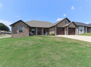 2509 Evie Kayte Cv, Paragould, AR 72450