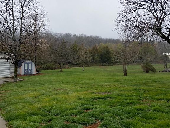 3rd image of 1419 John Sparks Dr