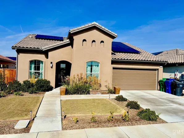 9202 Cape Forest Ln, Shafter, CA 93263