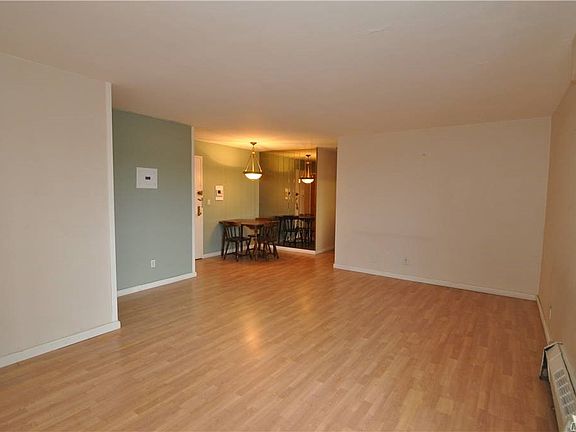 5th image of 39-65 52nd St APT 5C