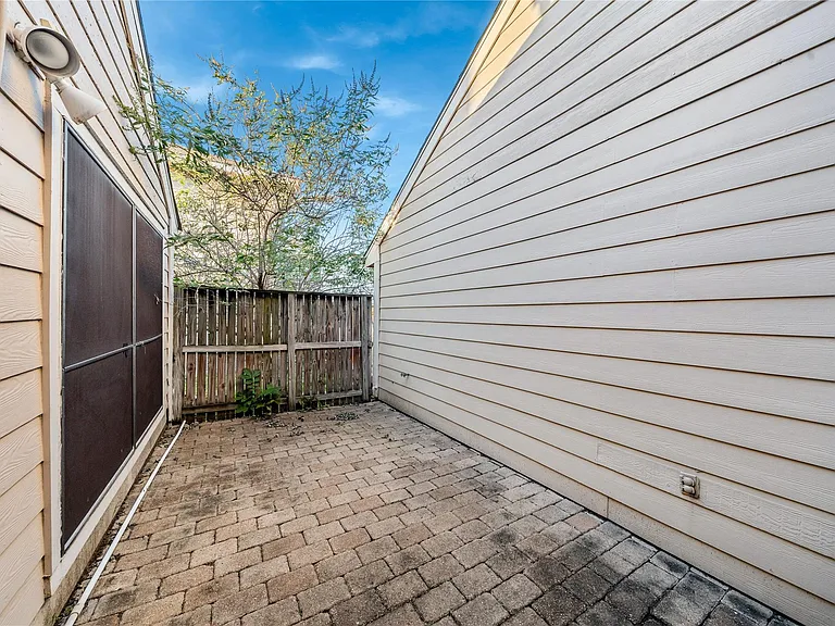 12635 Ashford Chase Dr — Photo 17