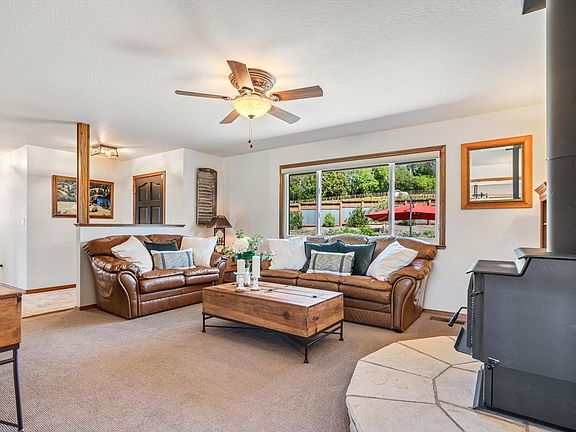5th image of 4630 Maddocks Road