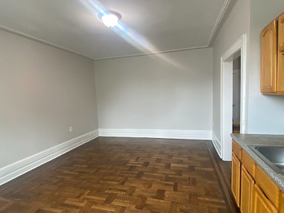 2nd image of 73-81 N 7th St #75-101