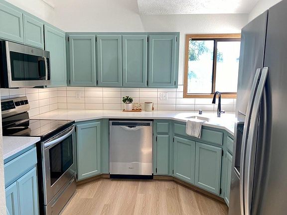 5th image of 5511 S Crestline St