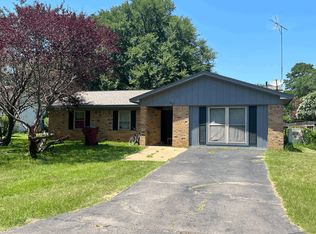 202 Gilbert St, Lone Star, TX 75668