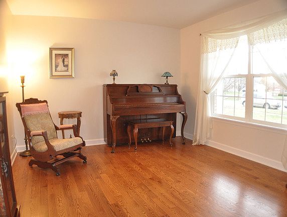 2nd image of 1055 Patriot Dr
