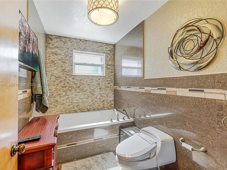 16520 SW 272nd St — Photo 36