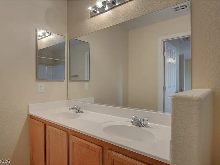 9540 Gibbon Ave — Photo 32