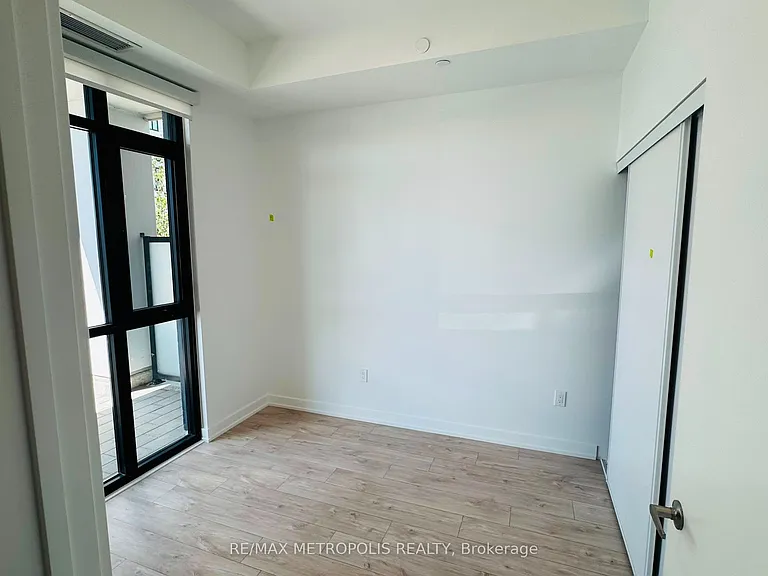 740 Whitlock Ave #109 — Photo 3