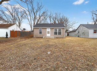 3136 Sewell St, Rockford, IL 61109