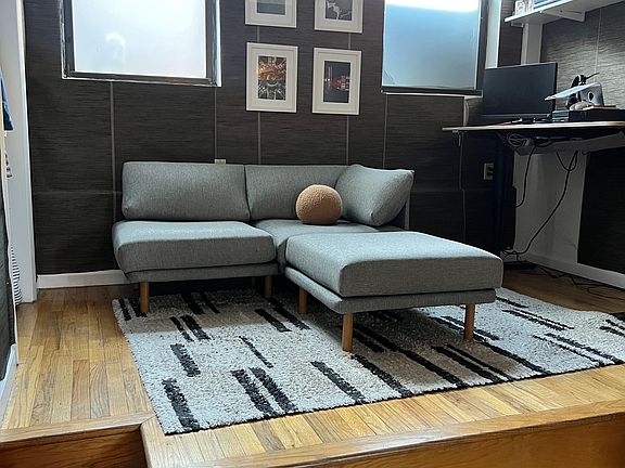 4th image of 515 Henry St #1