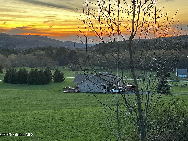 4th image of 4953 Gun House Hill Road