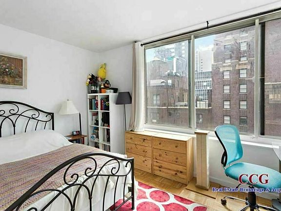 3rd image of 145 E 48th St APT 18B
