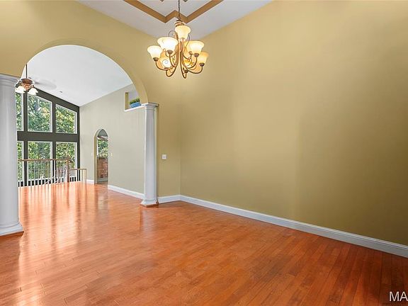 4th image of 599 Huntington Trails Dr