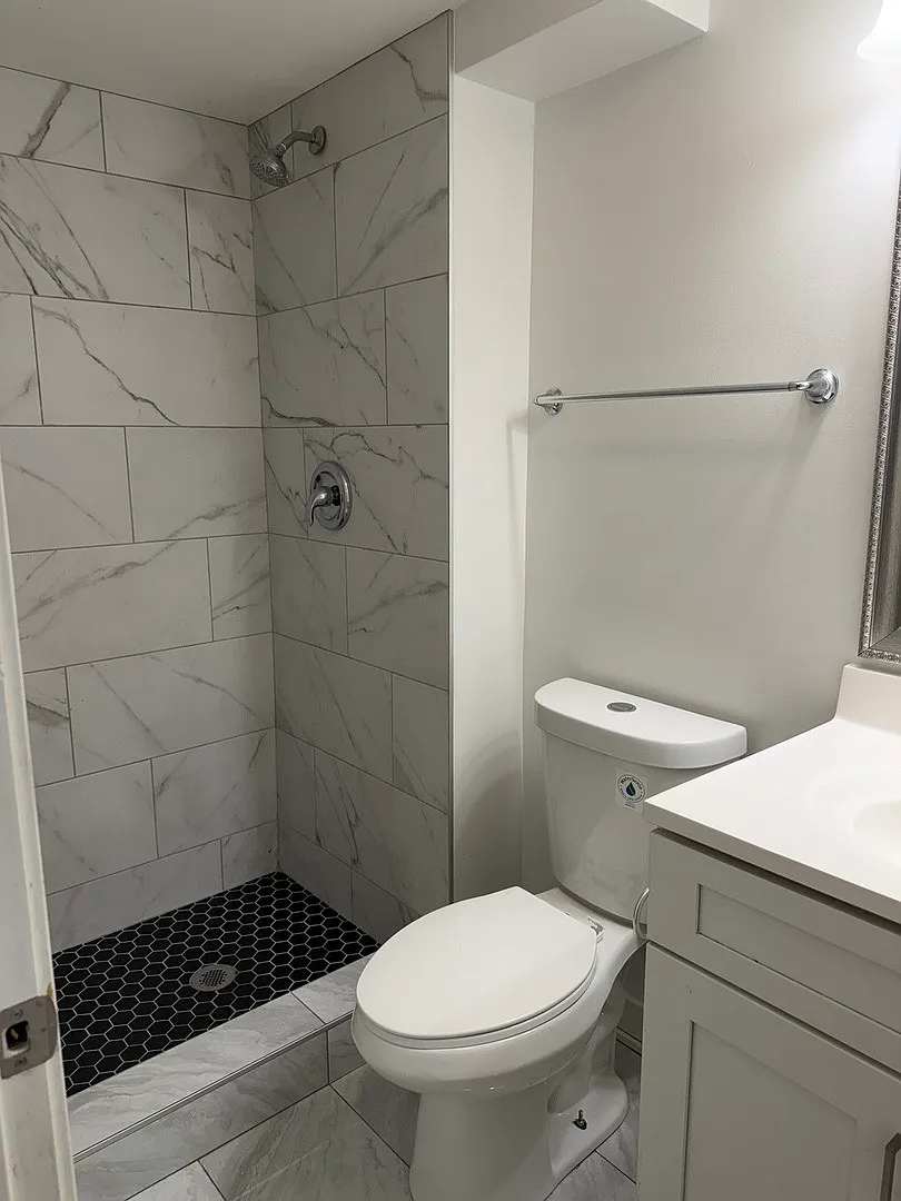 3 bed, 1430 sqft, $2,200 — Photo 4