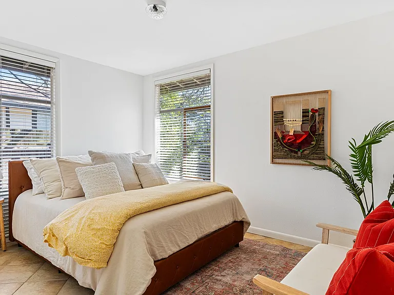 1501 Westmoor Dr — Photo 12