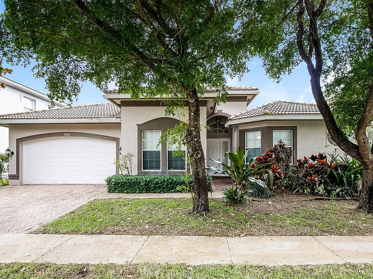 5378 SW 183rd Ave — Photo 1
