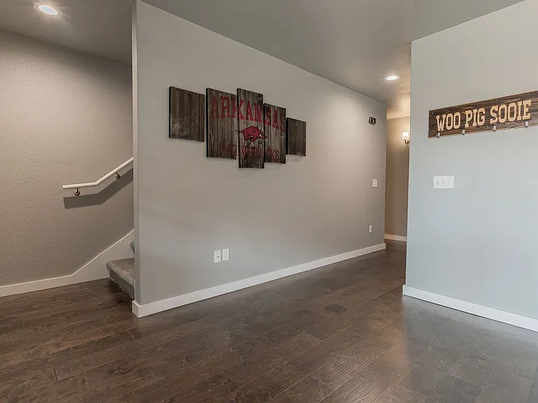 2805 W Lakewood Dr — Photo 9