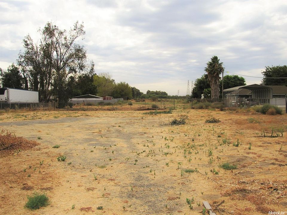 1st image of 2170 W Yosemite Ave