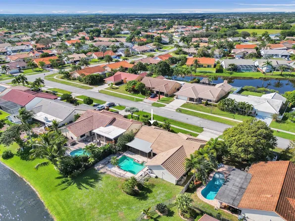 9215 Sun Pointe Drive, Boynton Beach, FL 33437