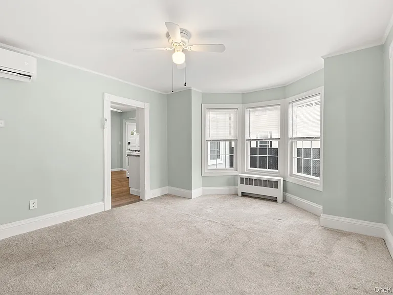 10 Dale Dr #1 — Photo 4