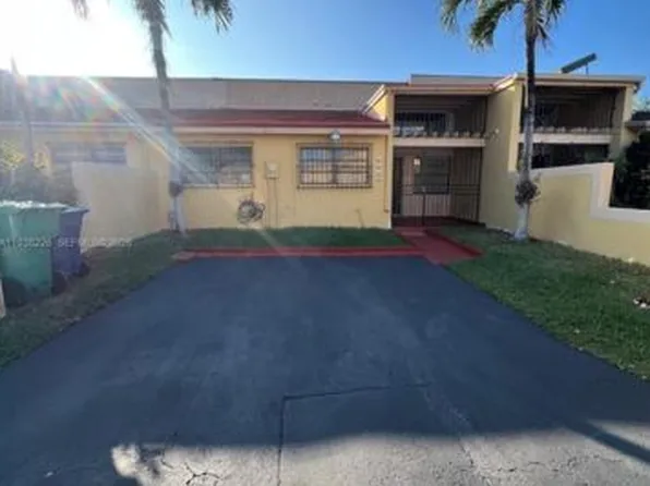 2470 SW 108th Pl, Miami, FL 33165