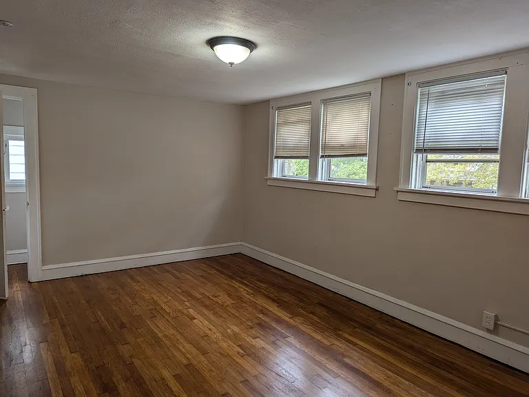 3658 Ludgate Rd — Photo 7