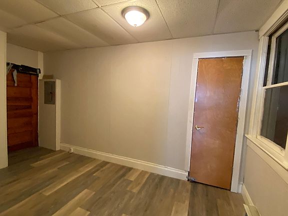 4th image of 14 W Main St #D