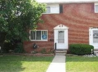2662 Patrick Henry St, Auburn Hills, MI 48326