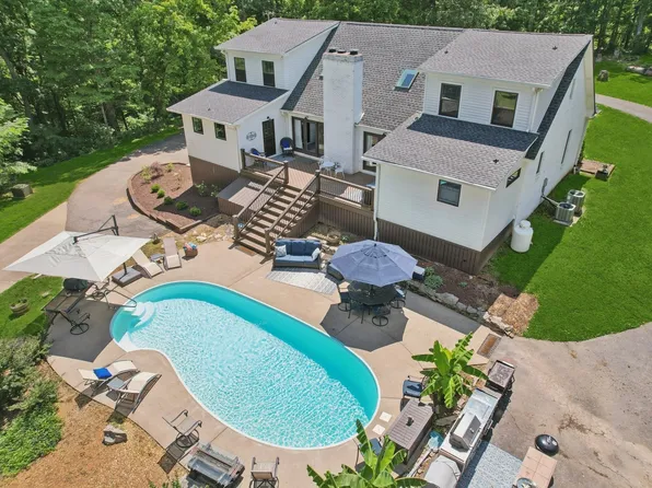 1319 Garrettsburg Rd, Clarksville, TN 37042