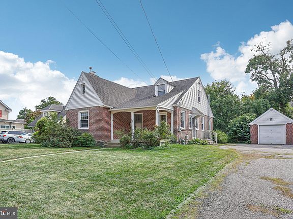 2nd image of 602 Shadeland Ave