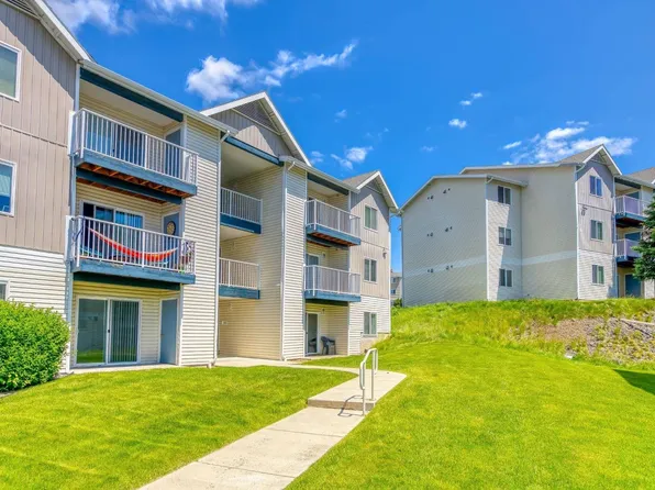 Emerald Downs Apartments