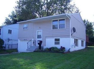 18301 E Lexington Rd, Independence, MO 64058