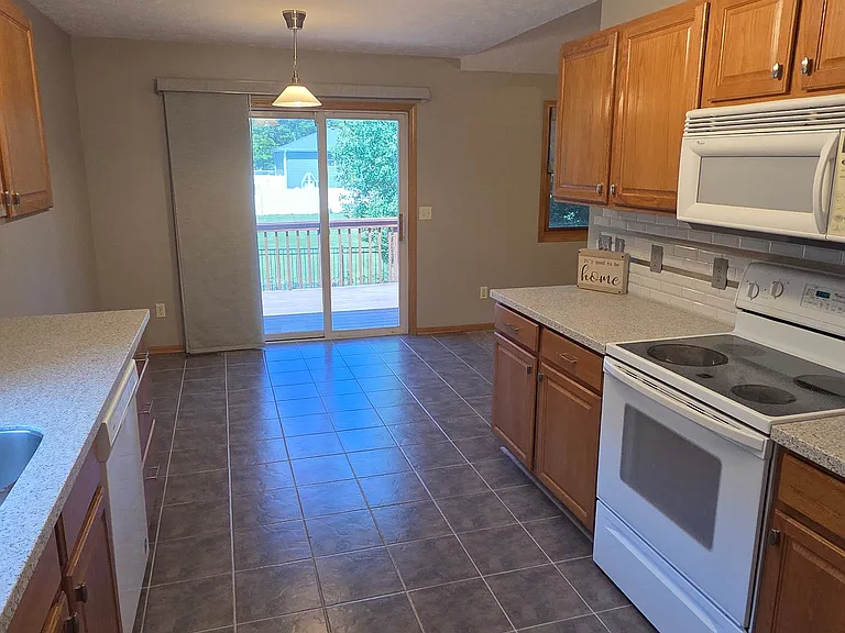 7341 Nolan Rd — Photo 7