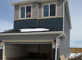 60 W Ambledale Cres, Calgary, AB T3P2Z3