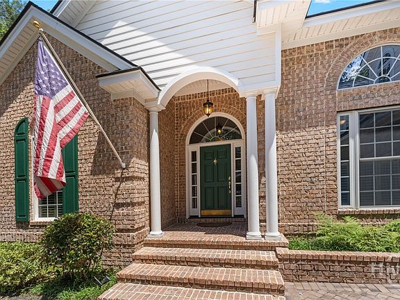 4th image of 39 White Oak Bluff