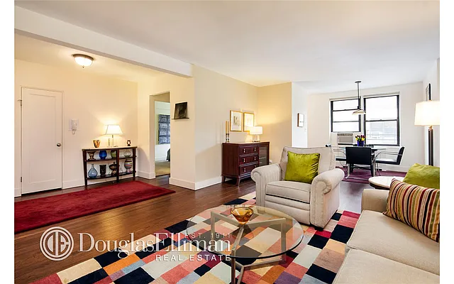 Sold by Douglas Elliman | media 10