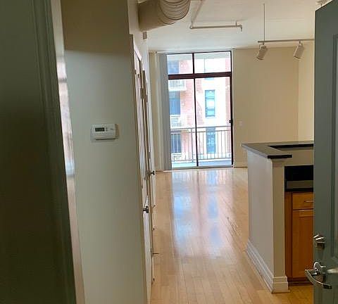 2nd image of 1201 N Garfield St APT 418