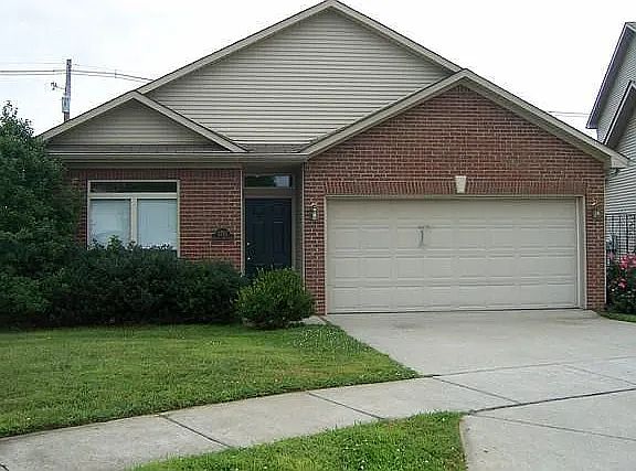3rd image of 2792 Gateway Park Ln