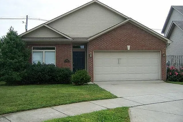 2792 Gateway Park Ln — Photo 3