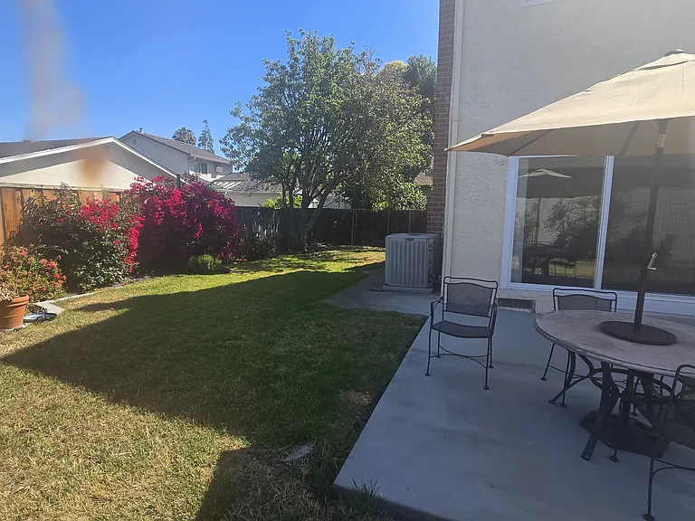 735 Amanda Dr — Photo 36