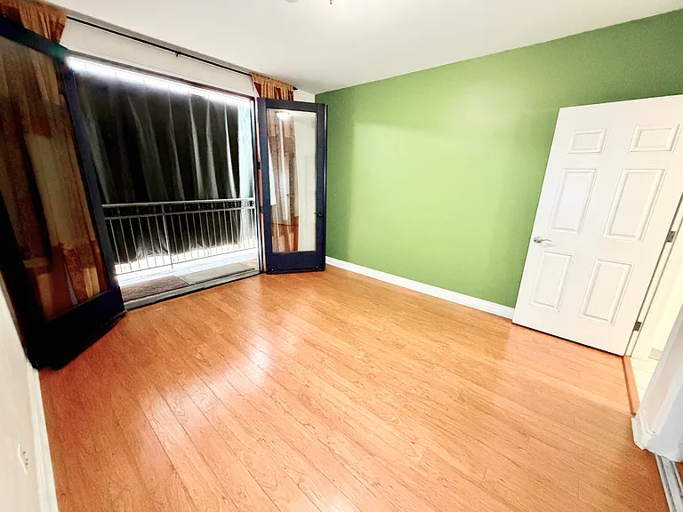 333 N Hill Ave #207 — Photo 23