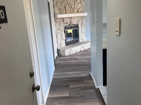 1610 Green Hollow Dr Unit 1610, Iselin, NJ 08830