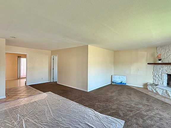 2nd image of 8024 Flanders Dr