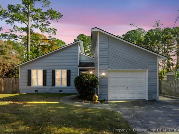 652 Dowfield Dr, Fayetteville, NC 28311